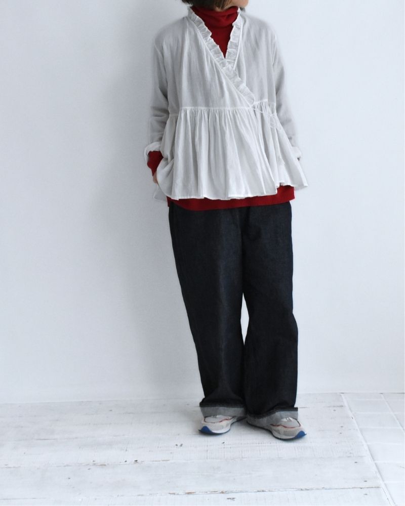 12GG Plain Stitch Drop Shoulder Polo Neck with Slit in Red