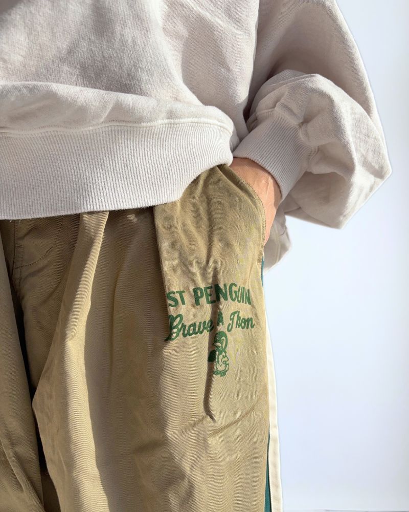 Compact Chino PENNIE Remake Baseball Pants in Beige