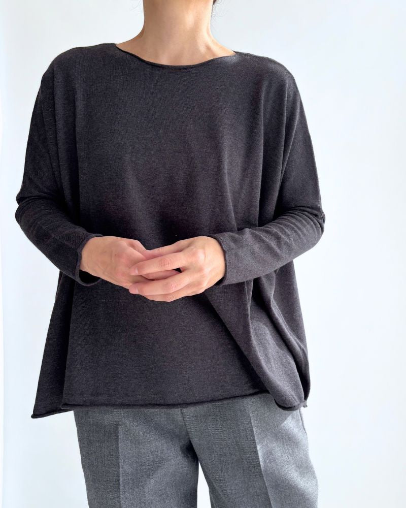 5-Color T-Line Pullover in CharcoalGray