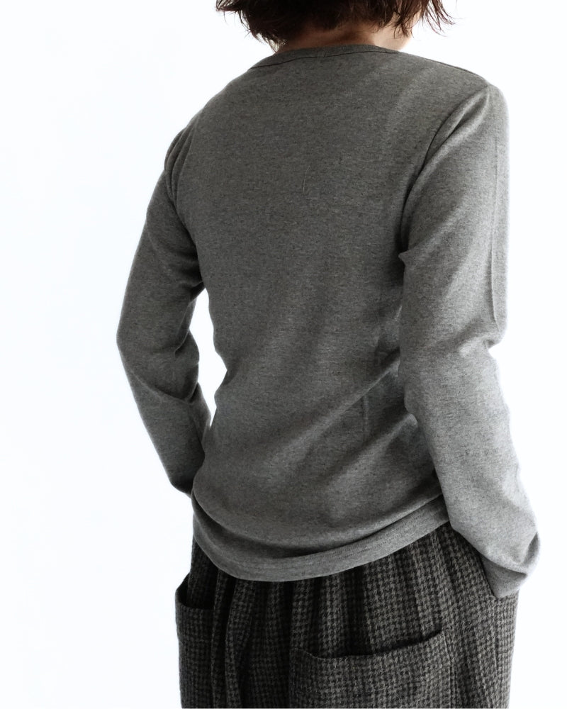 Yak Crew-Neck Pullover in Gray