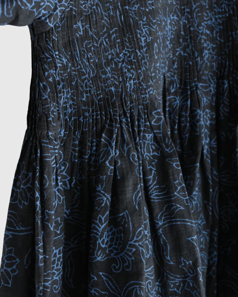 FLARED/SL SHIRTS WITH MINI PINTUCK in Navy/Blue