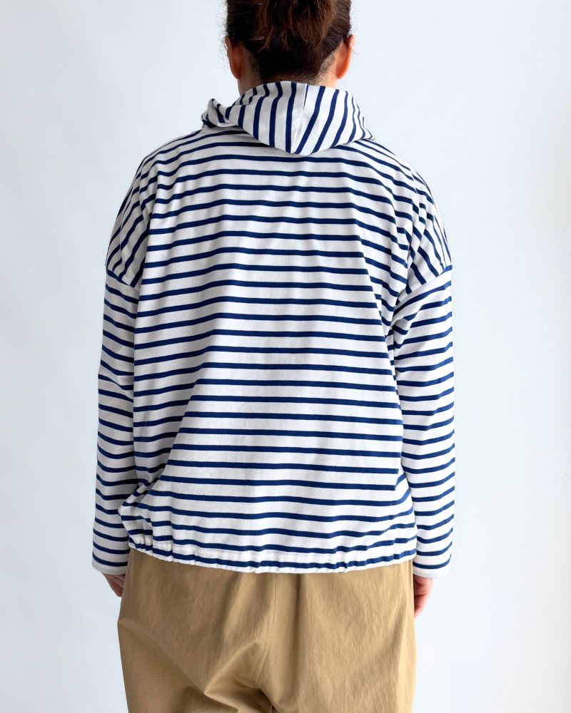 Drawstring Hoodie Pullover in Blue/White