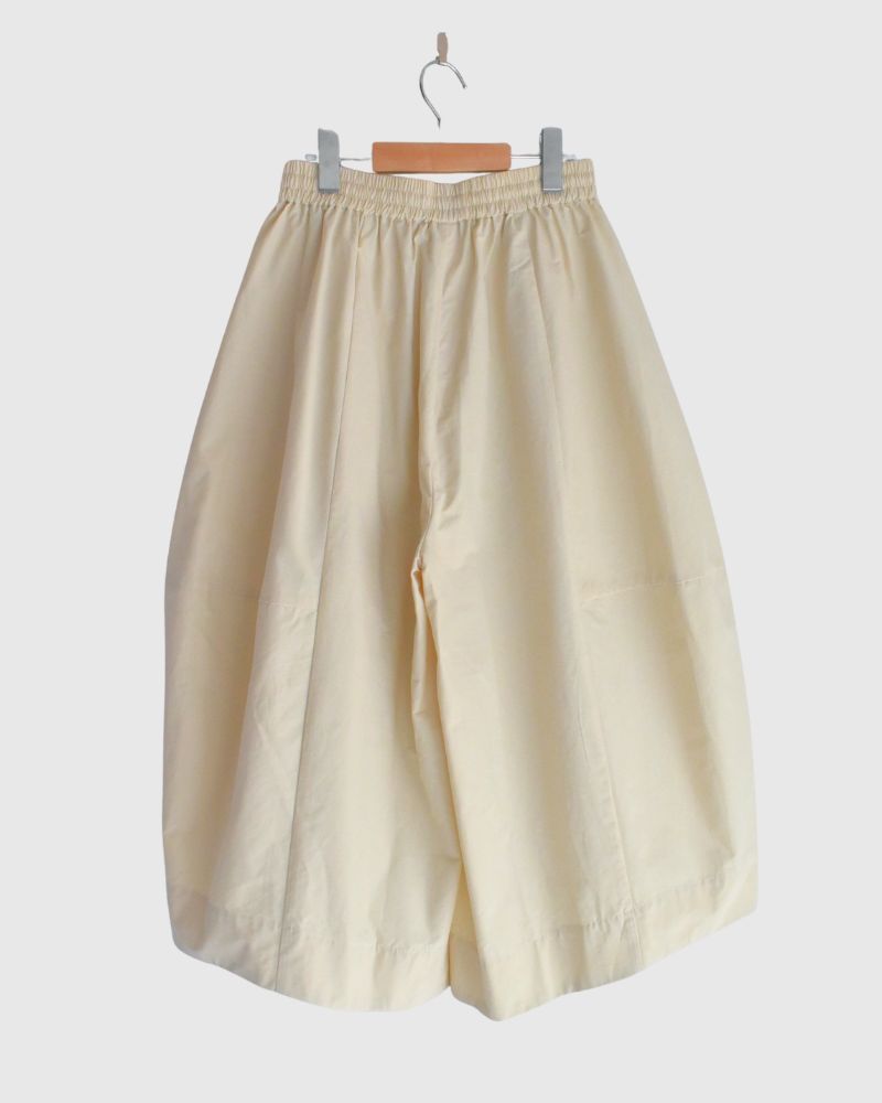 Volume Design Pants 'HASH' in Ivory