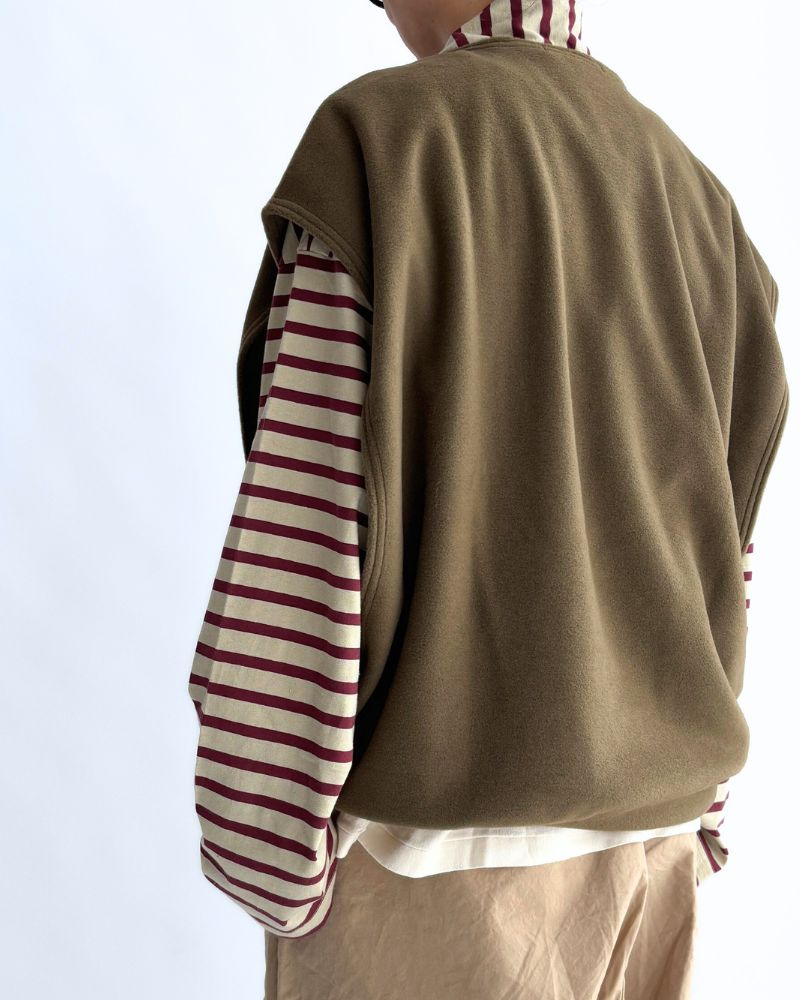 Utility Fleece Wide Vest in Khaki