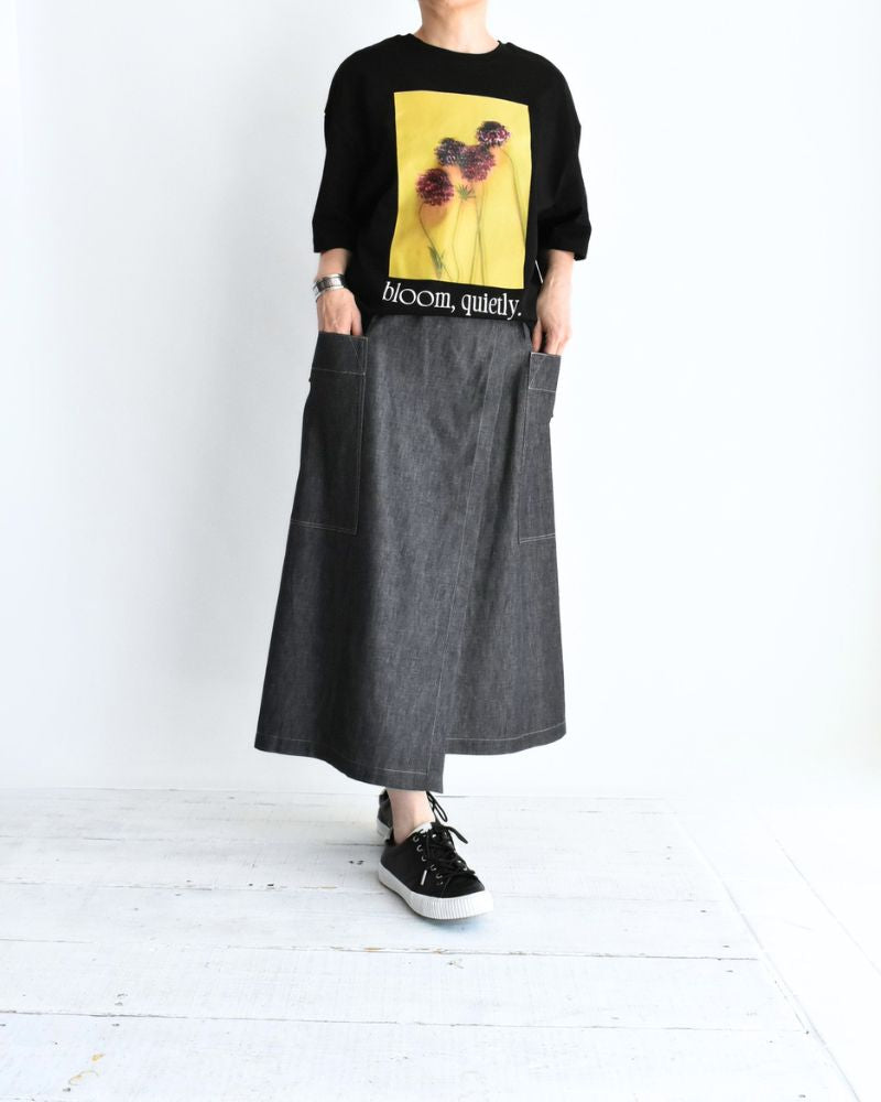 2-Way Graphic Print T-shirt in Black