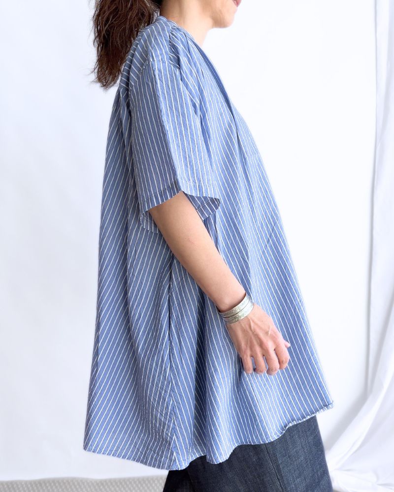 Striped Gathered Shirt in Stripe B