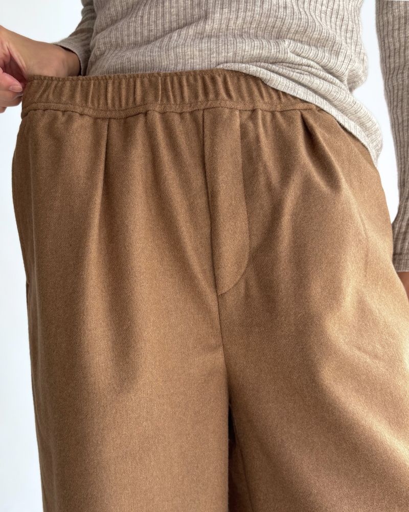 WOOL FLANNEL EASY WIDE PANTS in Camel