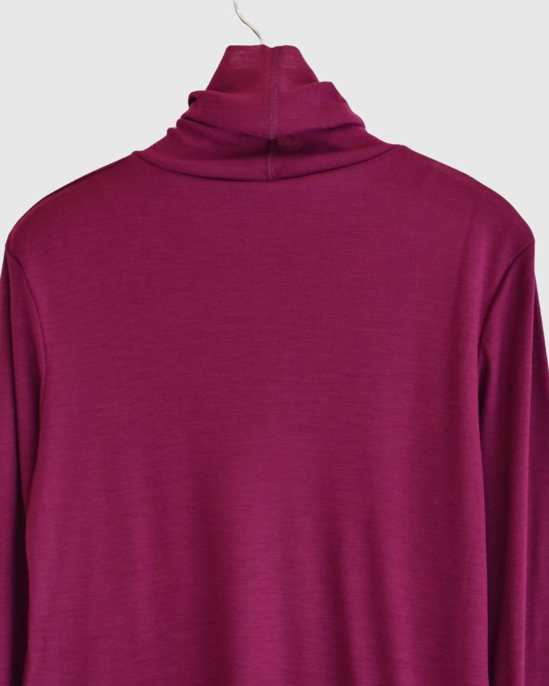 High-neck slim fit (wool) in CherryPurple