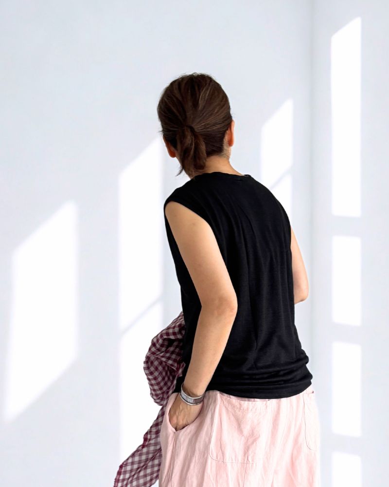 Linen Tank Top in Black
