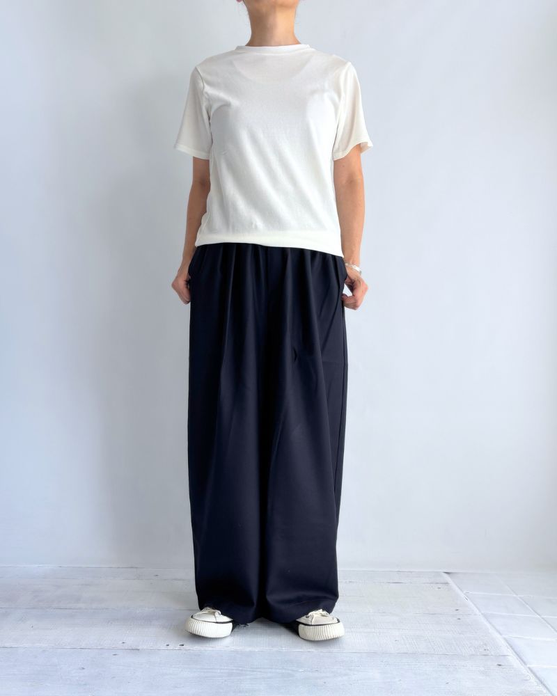 WORSTED SERGE 2TUCK WIDE EASY PANTS in Navy