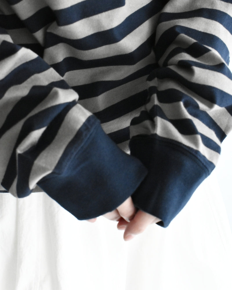 Tuck Cocoon T-Shirt in Gray/Navy Border