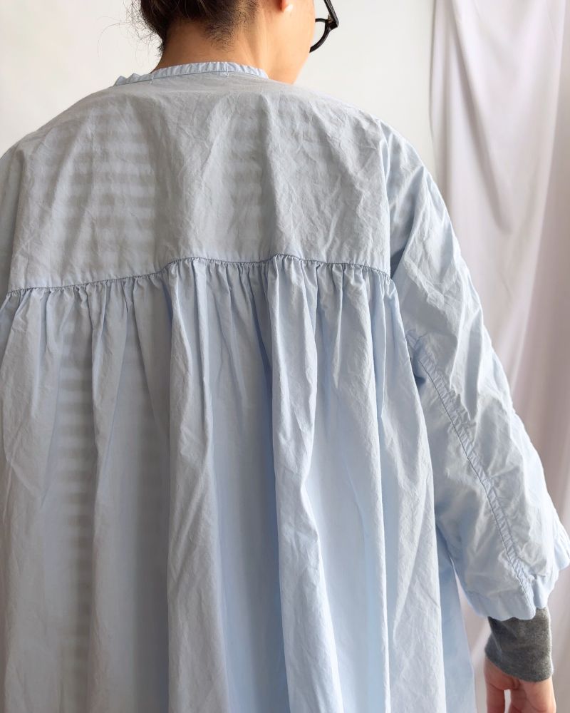 Gathered blouse in Blue