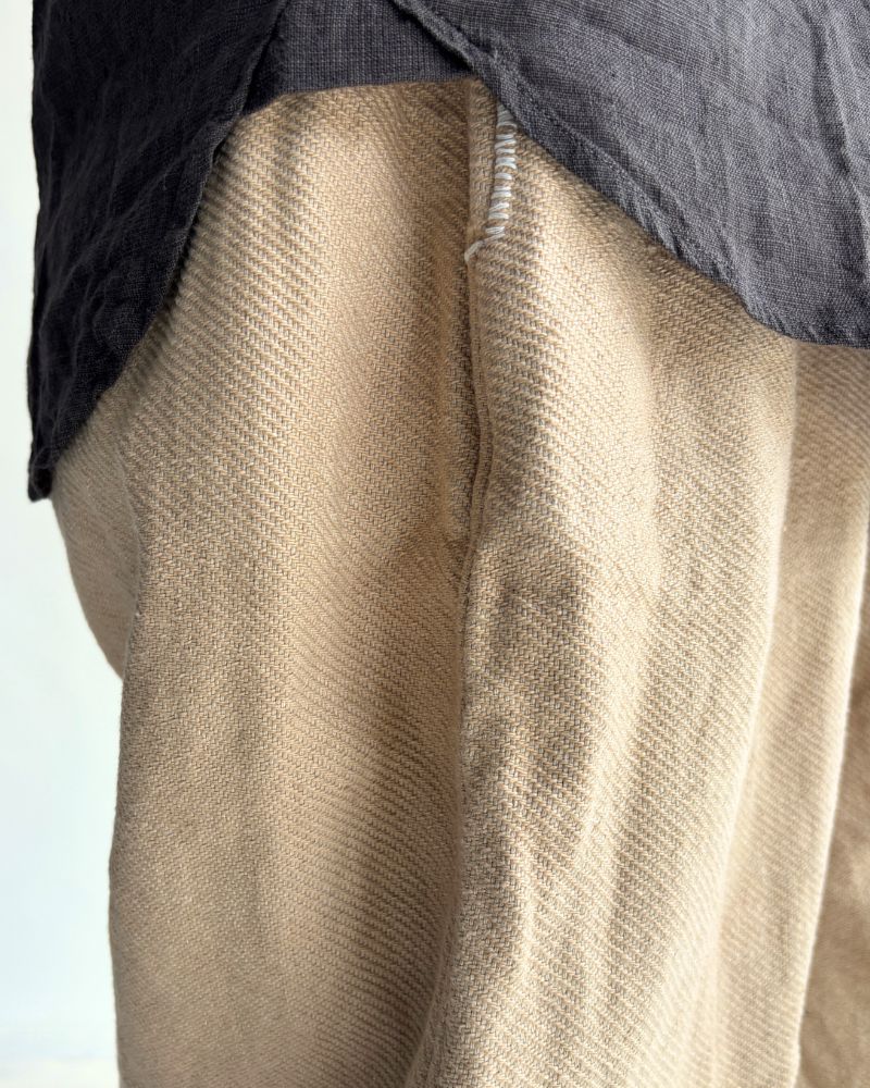 TEORI washed twill loose tapered pants in LightBeige