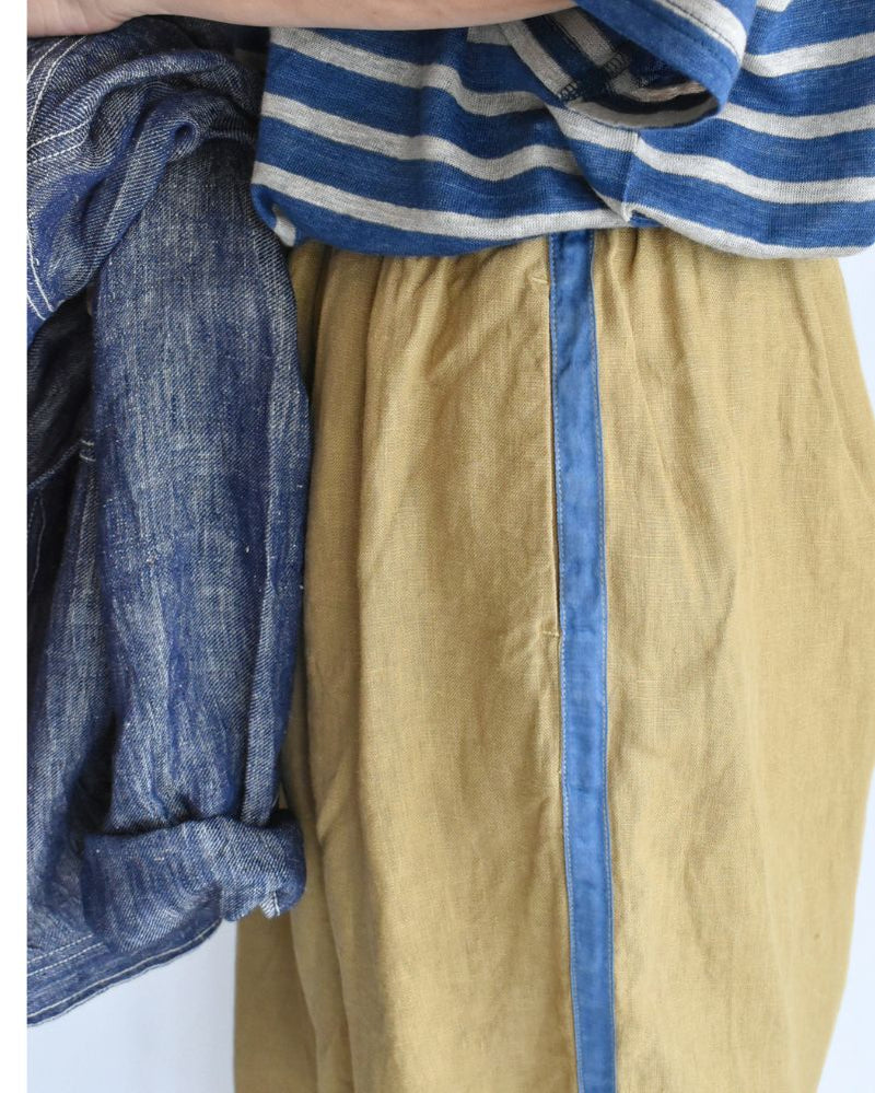 Side Line Kung Fu Pants in Brown Beige