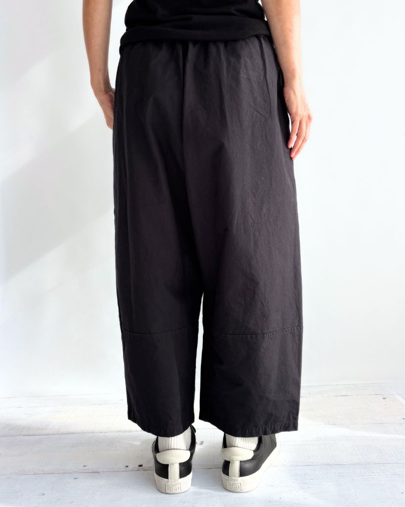 Cocoon Pants in NavyBlack