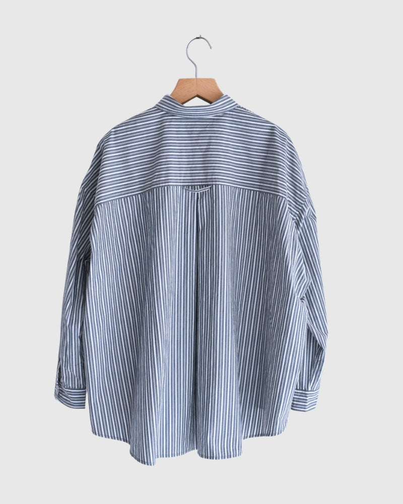 Regular Collar Big Shirt in White/Navy