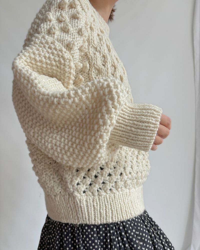 PERU Hand-Knit Pullover in White