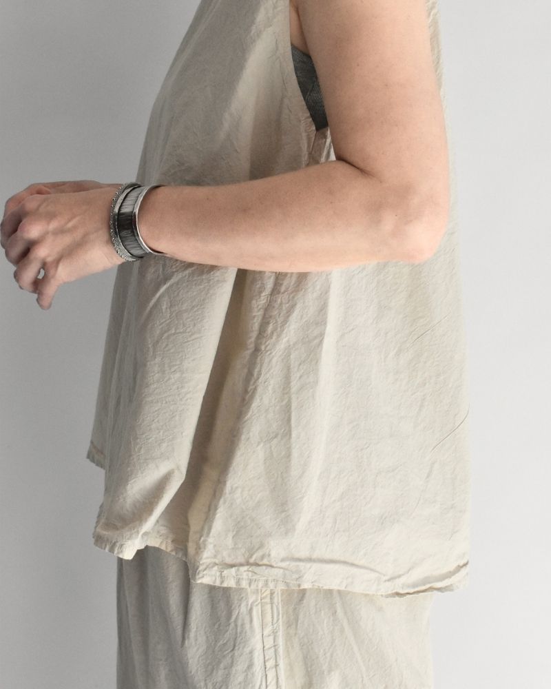 Shrink Sleeveless Top in Beige