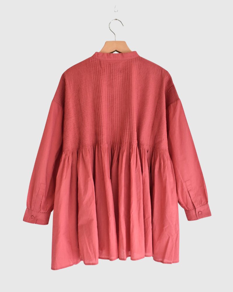 BANDED COLLAR SHIRT WITH MINI PINTUCK in SalmonPink