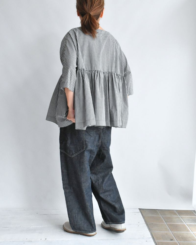 Ruffle Top in BlackGingham