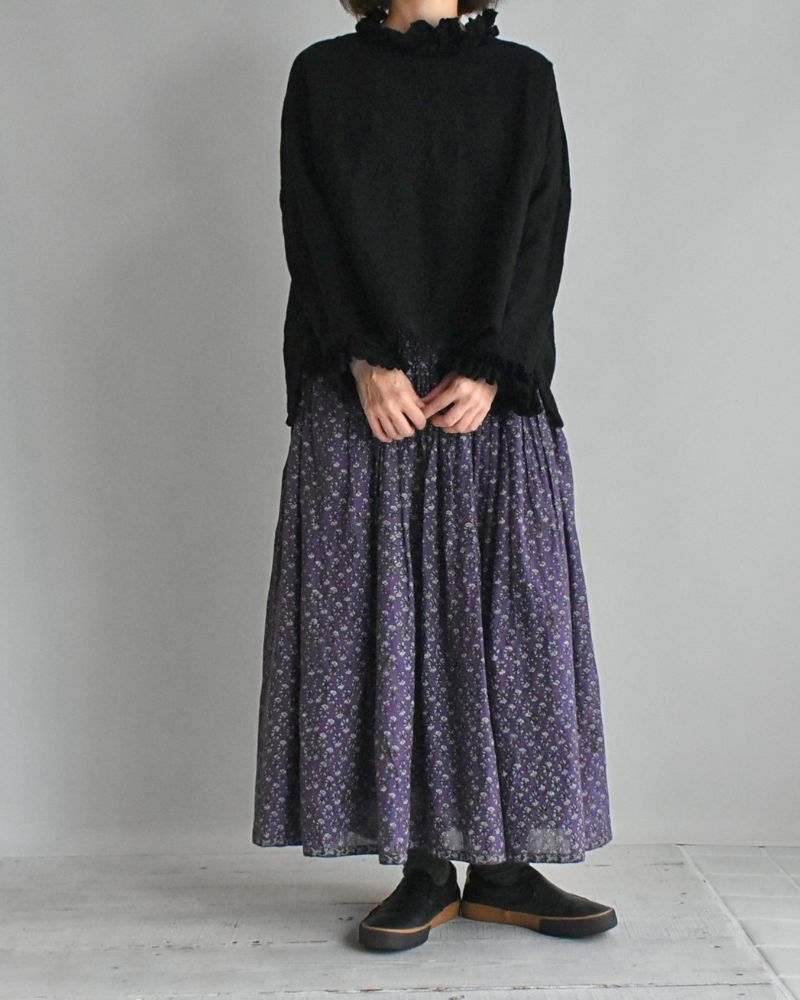 Wool Box Pullover in Black