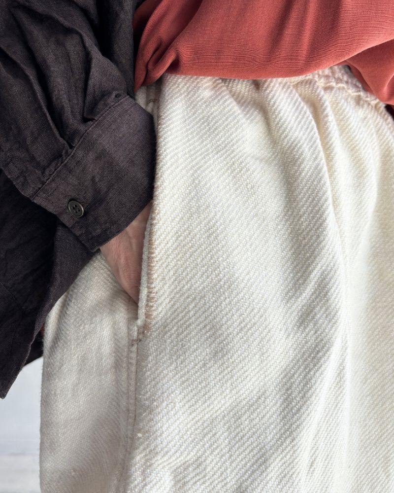 TEORI washed twill loose tapered pants in OffWhite