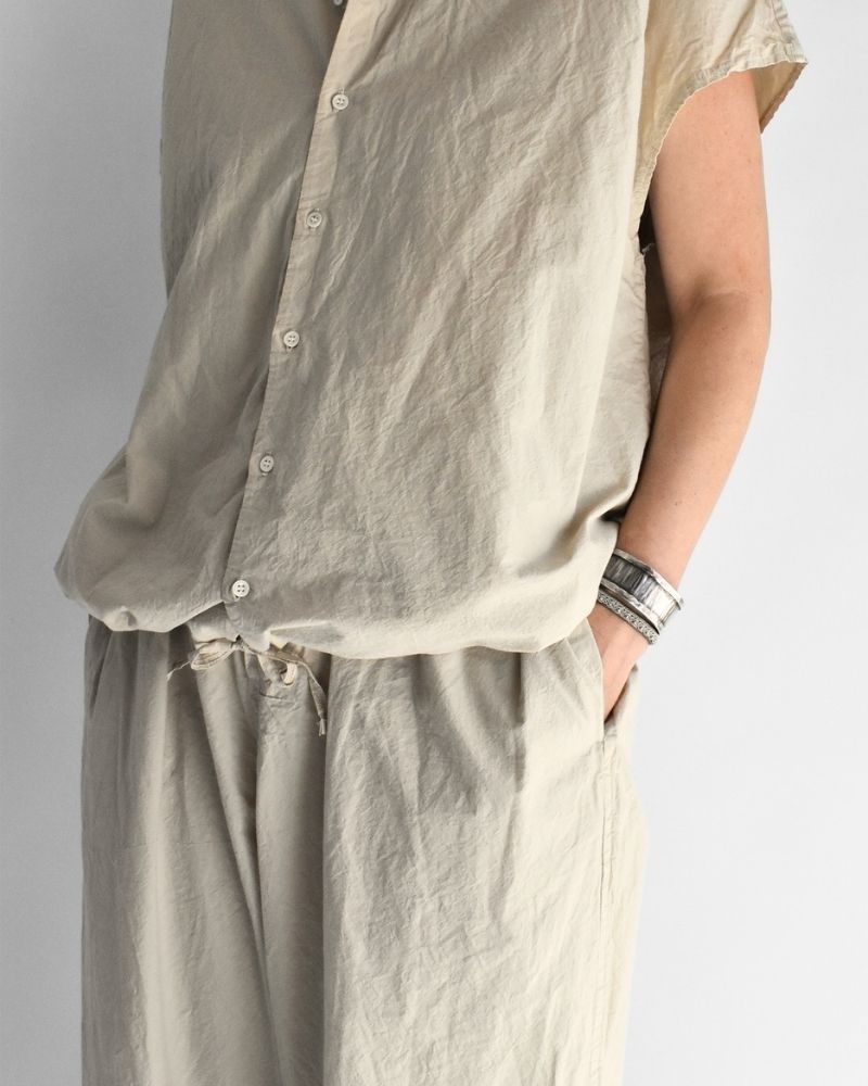 Shrink French Sleeve Shirt in Beige