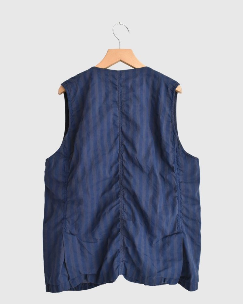 POPLIN WIDE STRIPE (OVERDYE) NO COLLAR VEST in PurpleNavy