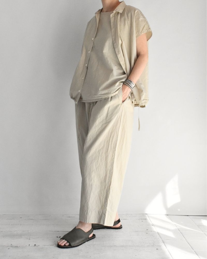 Shrink French Sleeve Shirt in Beige