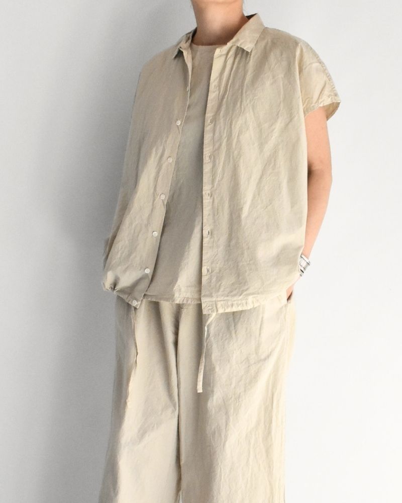 Shrink French Sleeve Shirt in Beige