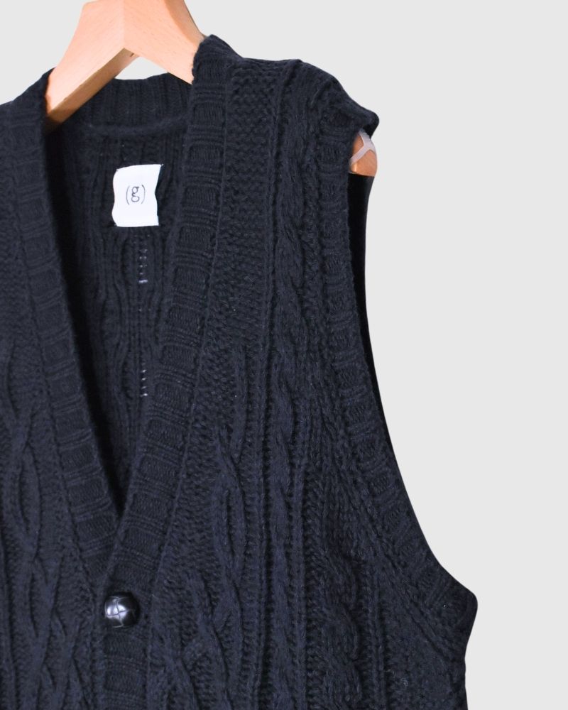 Sheep Yarn Fisherman Long Vest in Navy