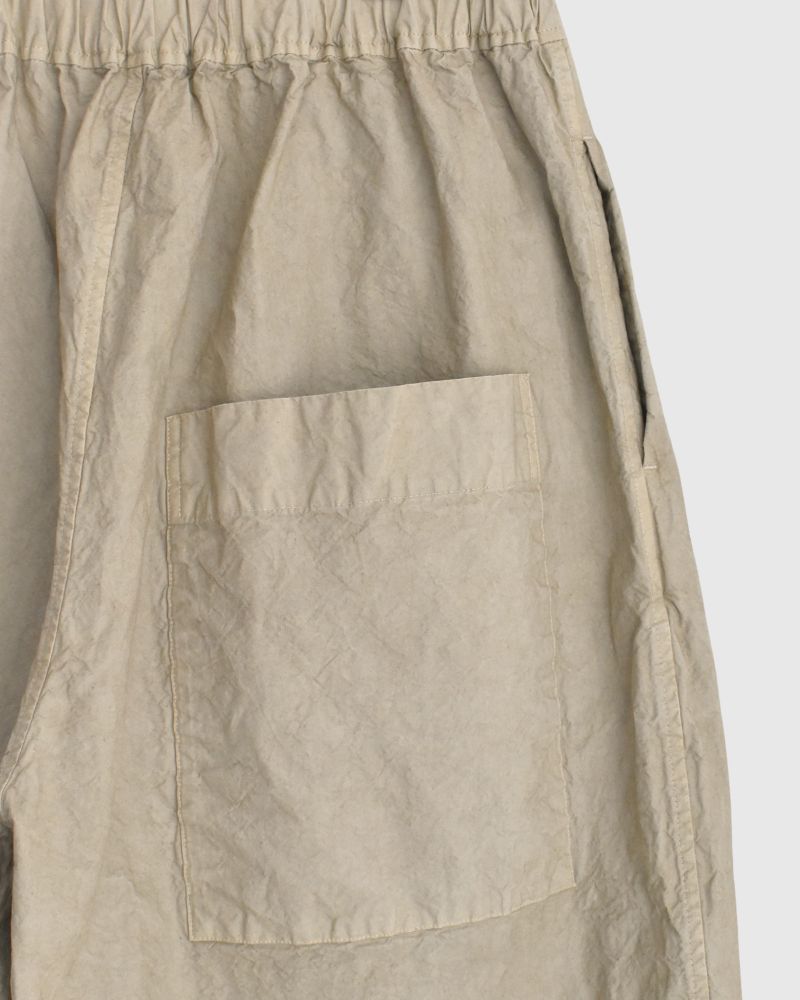Garment dyed pants in Beige