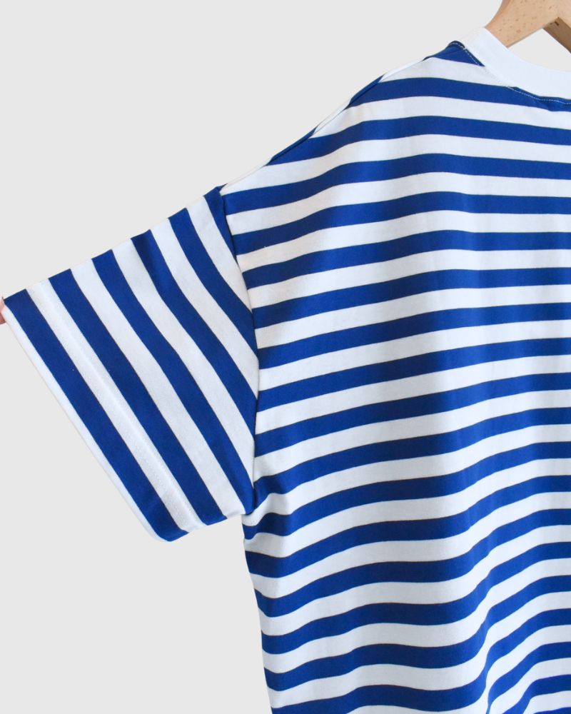 Crew-Neck Slit T-Shirt in Blue/White