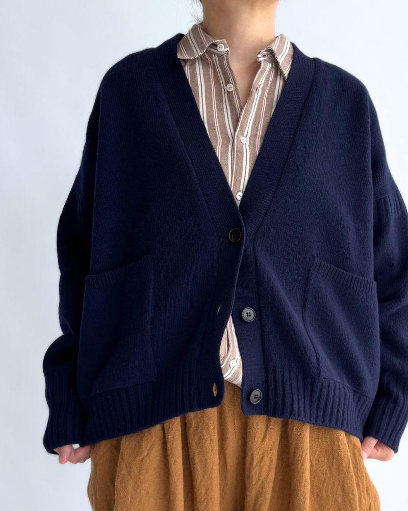 JANE V-neck Cardigan in Navy