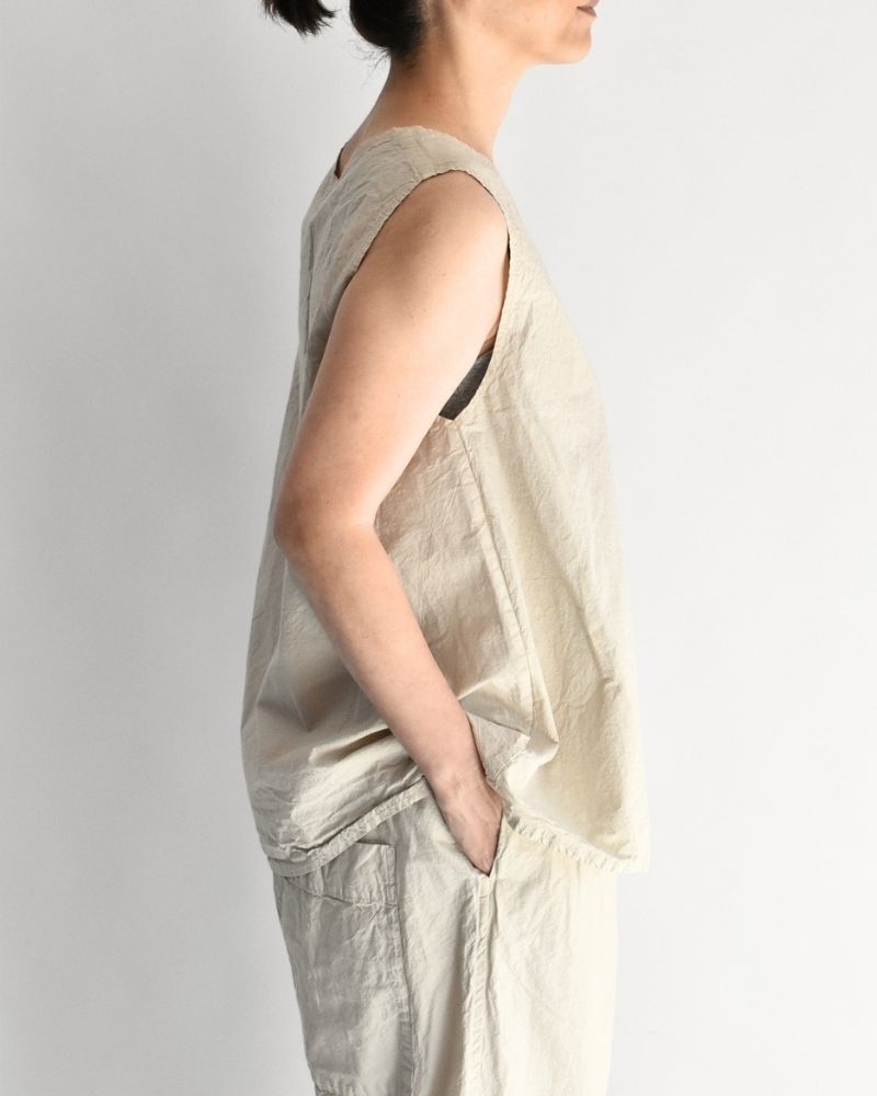 Shrink Sleeveless Top in Beige