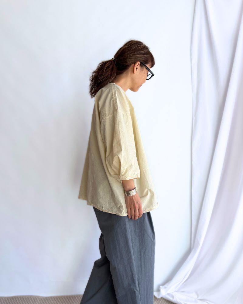 Shrink Pullover in Ivory