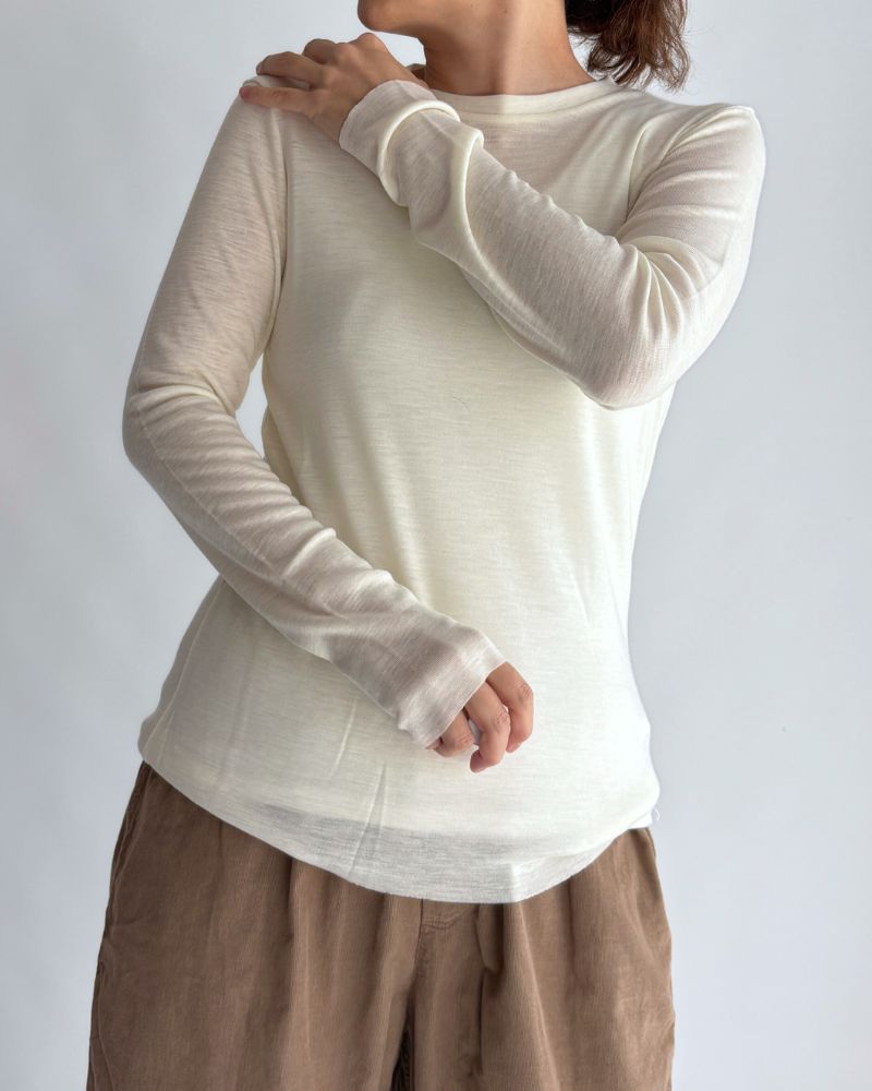 Crew neck slim fit (wool) in White