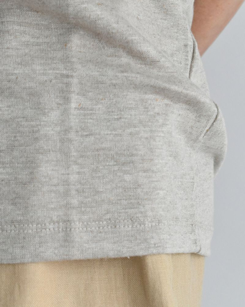 Crewneck Sleeveless T-Shirt in Natural