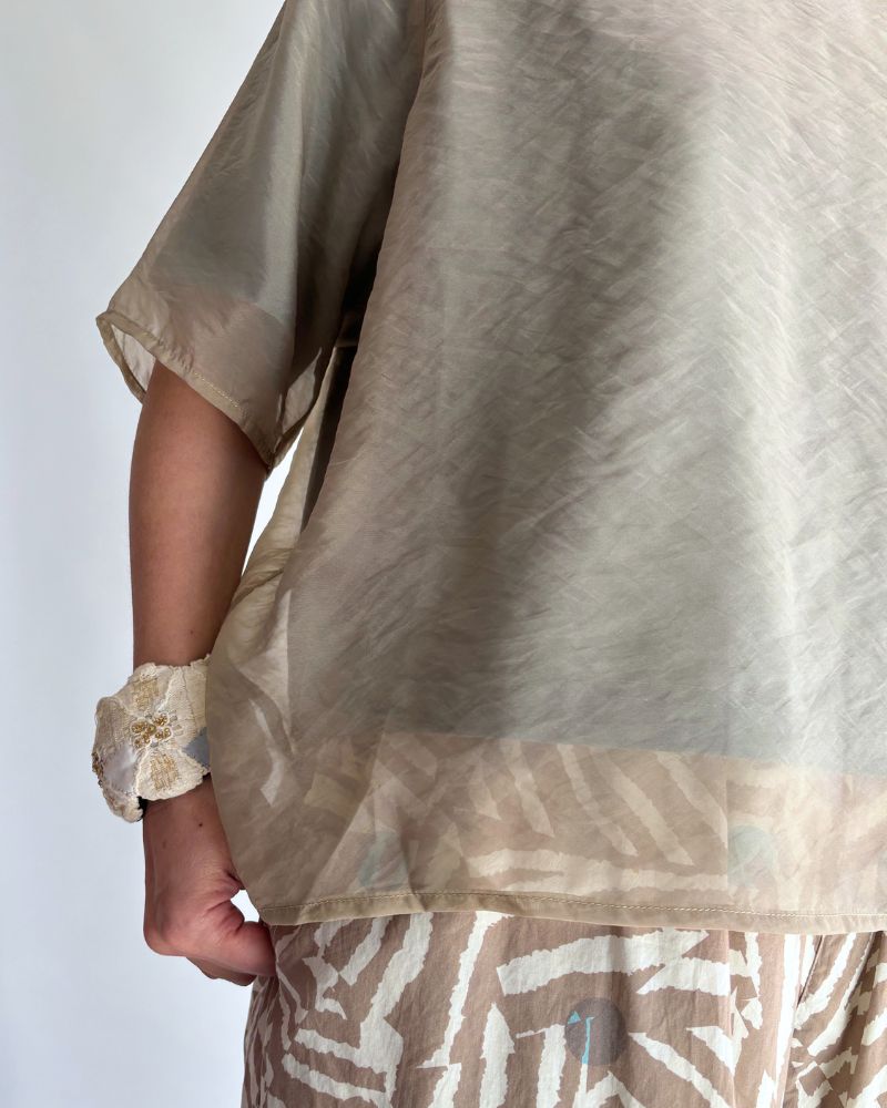 Sheer Layered Top ‘SAN’ in KhakiBeige