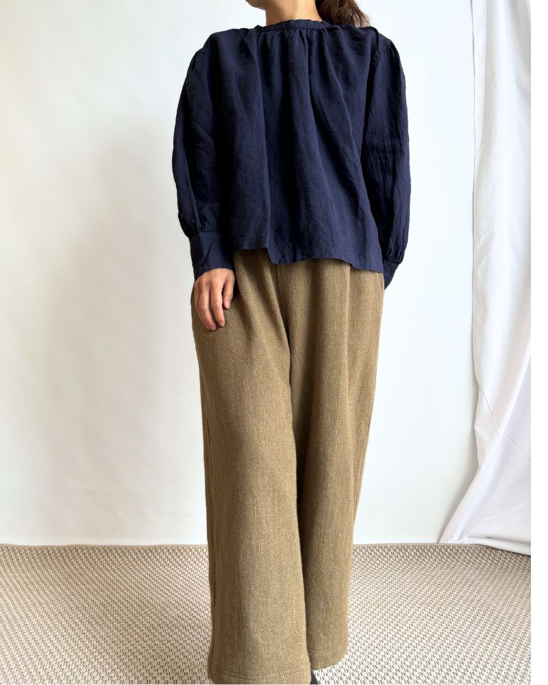 MERINO WOOL ORIHIMEDAKI PANTS in Beige