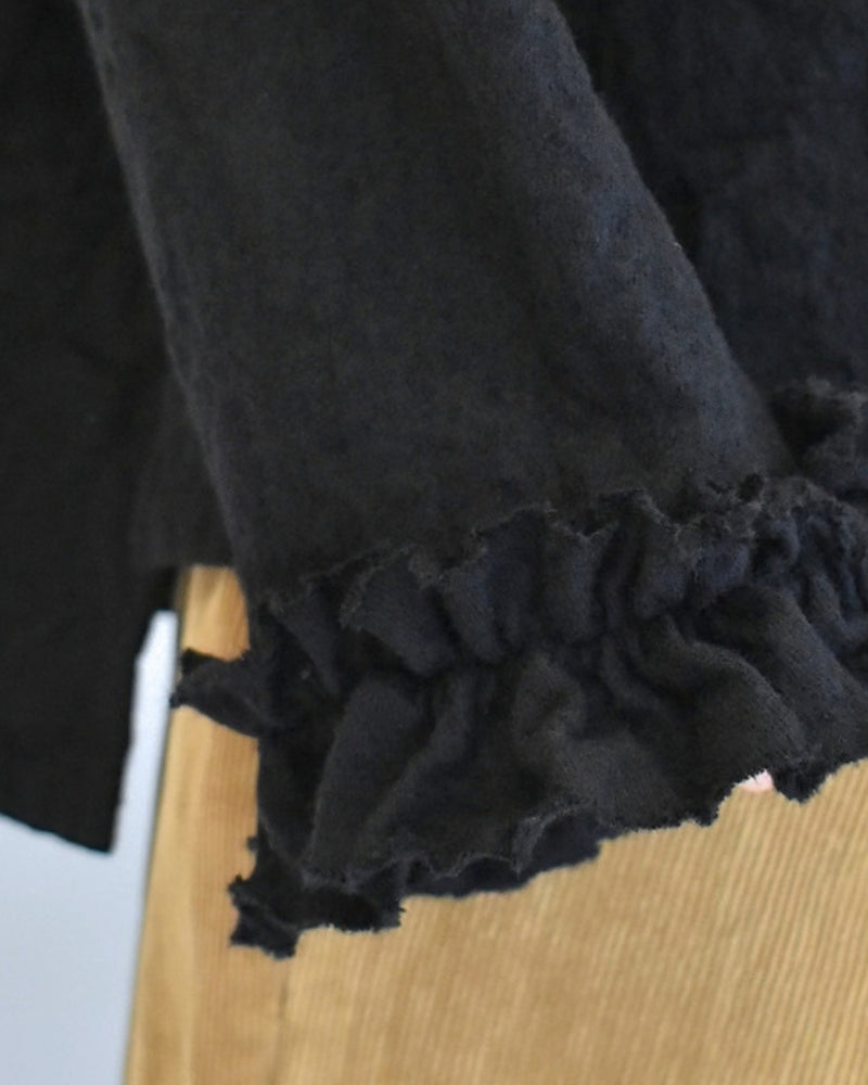Wool Box Pullover in Black