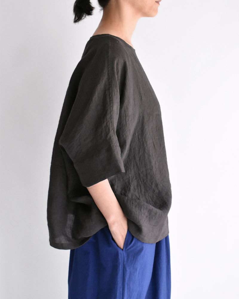 Boat Neck Wide Blouse (Linen) in Brown