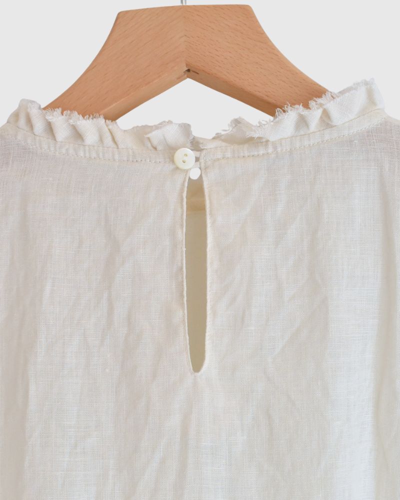 Tiny Frill Blouse in Milk