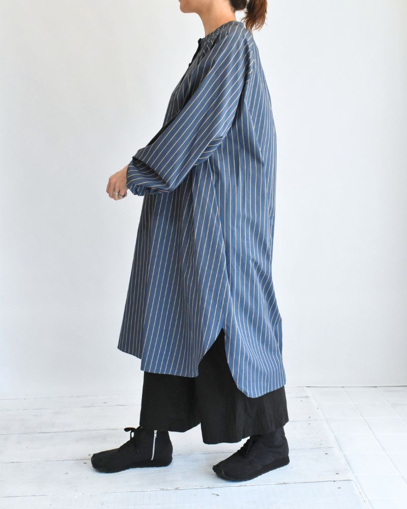Balloon Sleeve Midi Dress in NavyStripe