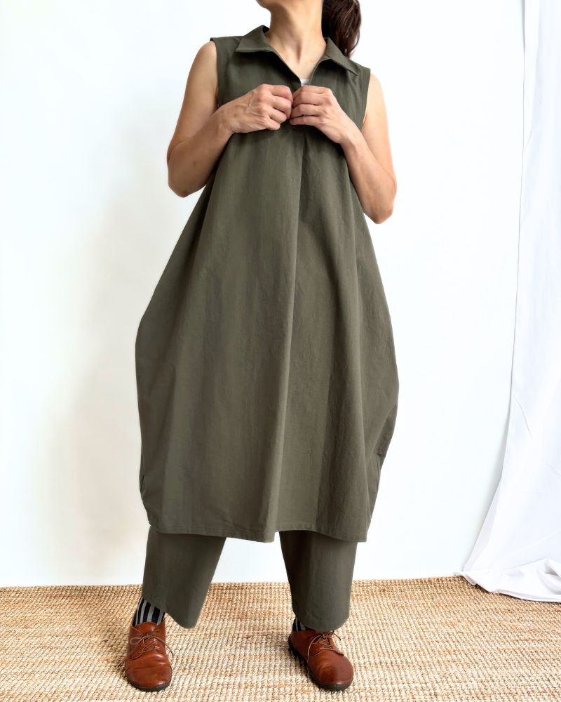 N/S balloon dress  in Khaki