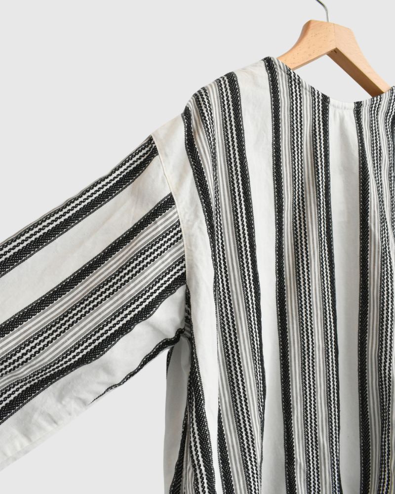 Jacquard Stripe Shirt in White/Black