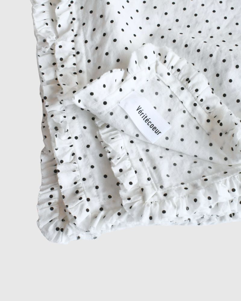 Dotted frill stole