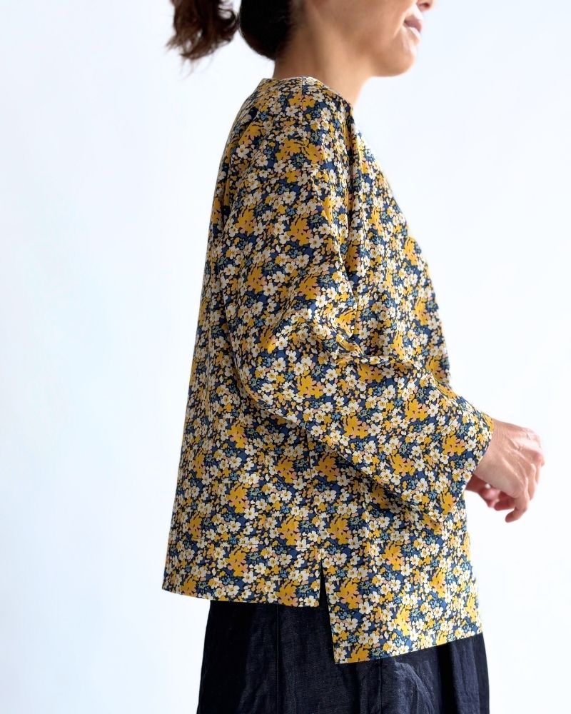 Boat neck blouse (LIBERTY)  in Yellow