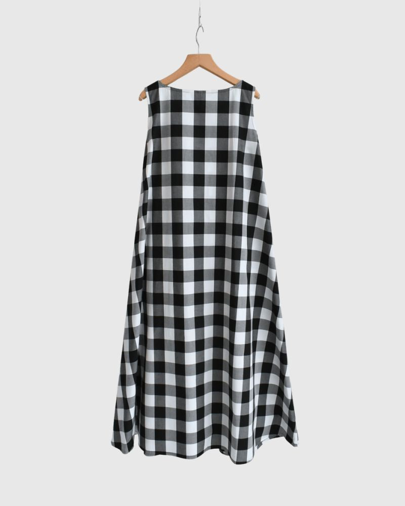 Block Check Sleeveless Flared Dress in White/Black