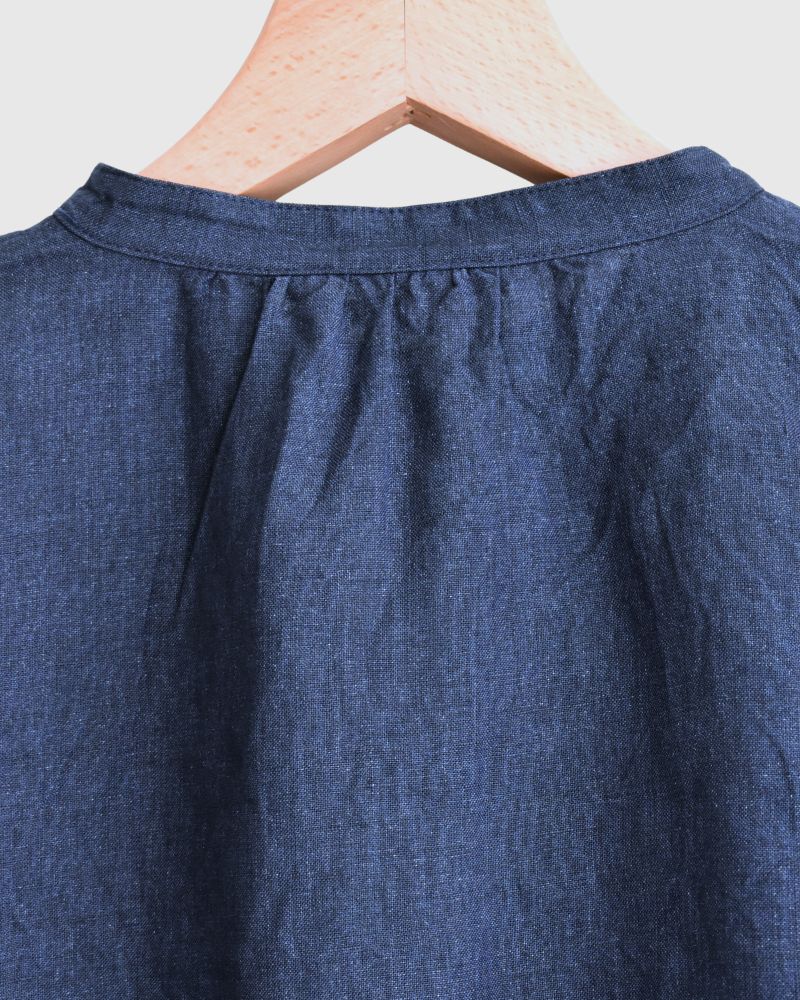 Indigo linen shirt in Indigo